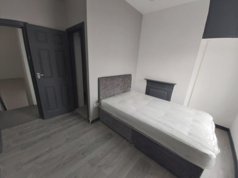 3 Bed Terrace House - HMO