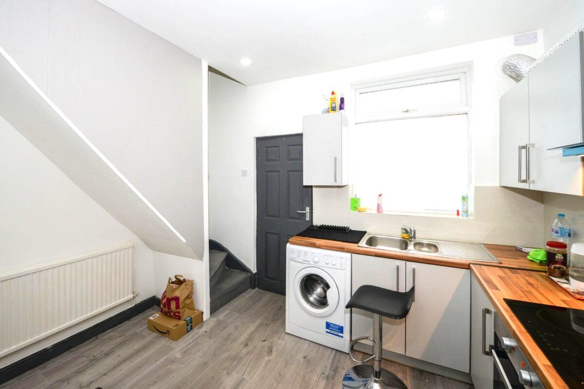 3 Bed Terrace House - HMO