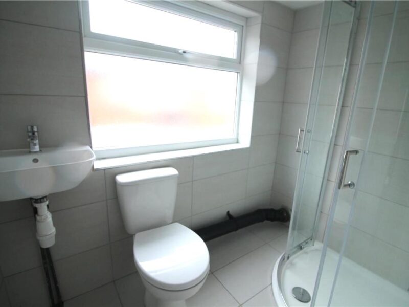 2 Bed Terrace House